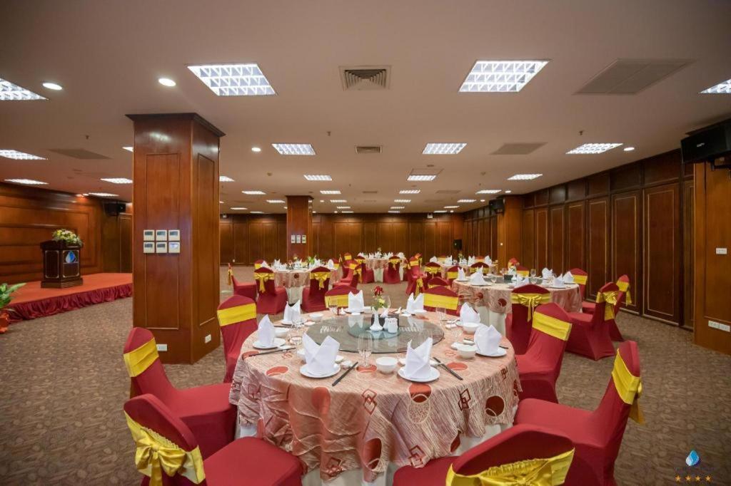 Vientiane Plaza Hotel Exterior photo